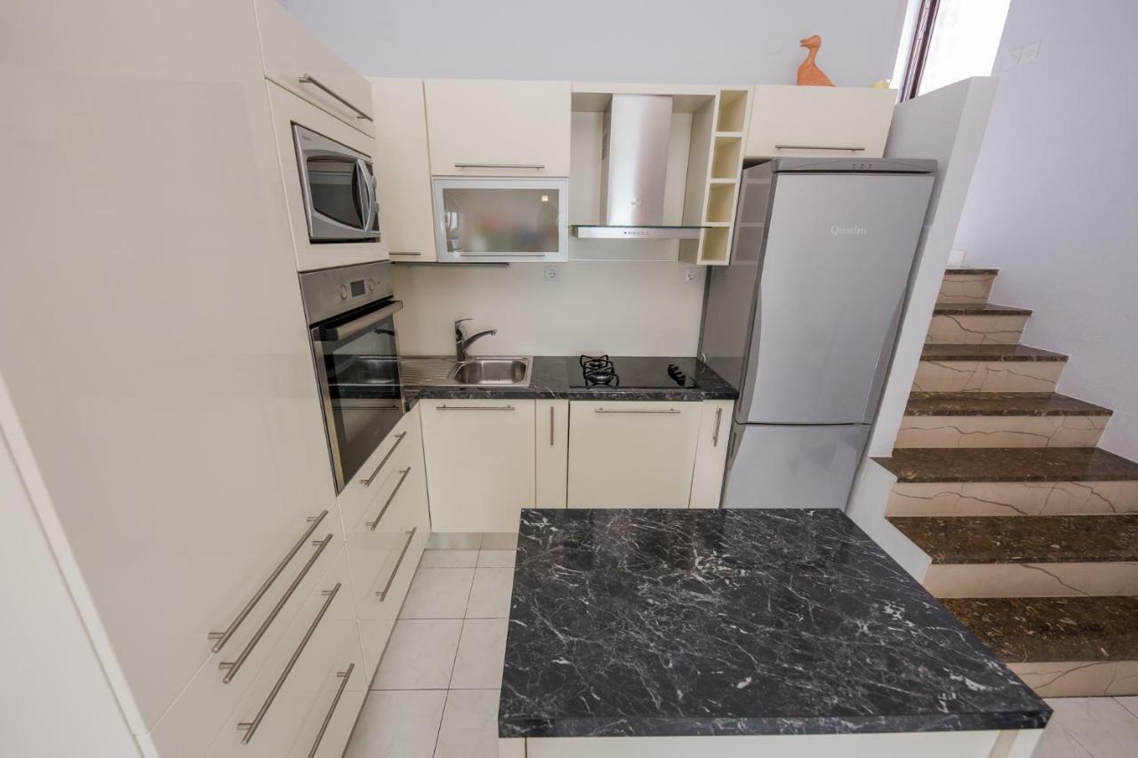 Apartments Mateo Трогір Екстер'єр фото