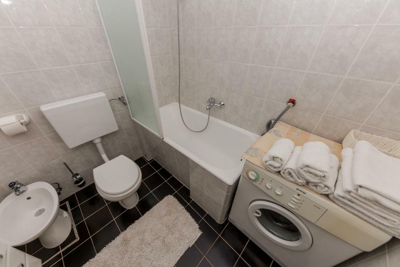 Apartments Mateo Трогір Екстер'єр фото